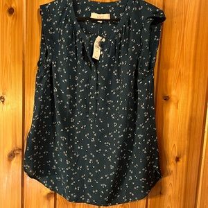 Loft nwt size medium sleeveless blouse